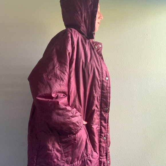 SOLD - Vintage Oversized Puffer - Picture 7 of 8
